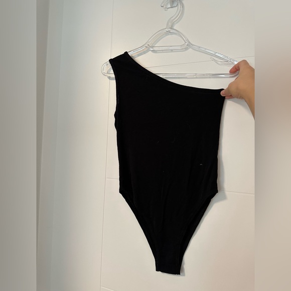 Boohoo bodysuits - Picture 2 of 2